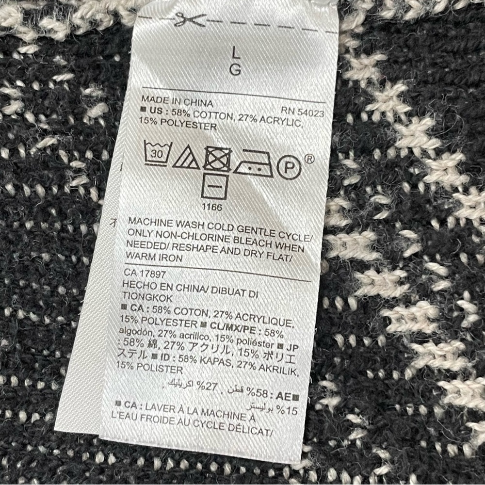 Old Navy Women's Aztec Print Open Cardigan Sweater size Large in Black & Grey - Picture 7 of 9